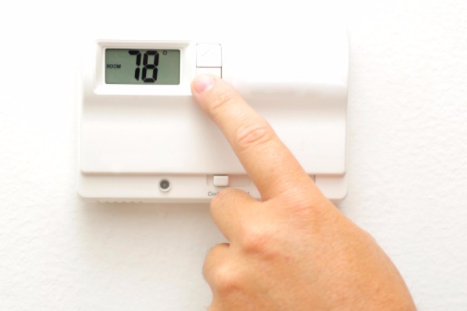 How Your Thermostat Keeps Your HVAC Running Smoothly